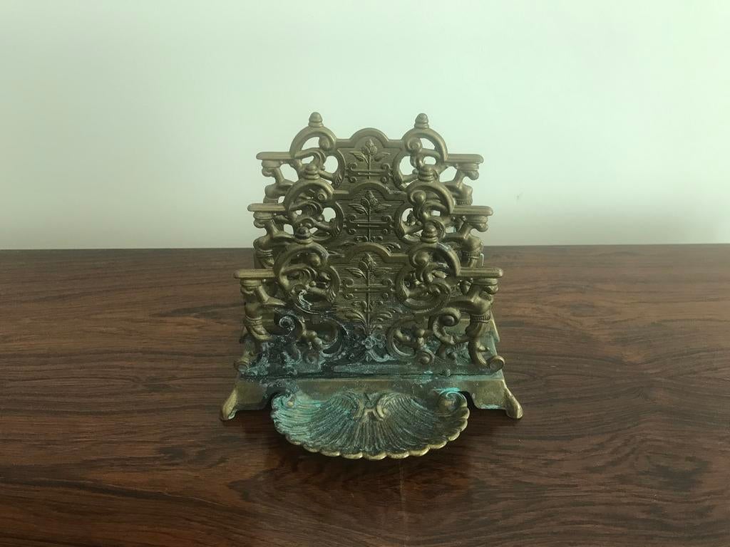 Antiek messing brievenhouder servetten houder met schelp, Antiek en Kunst, Curiosa en Brocante, Ophalen of Verzenden