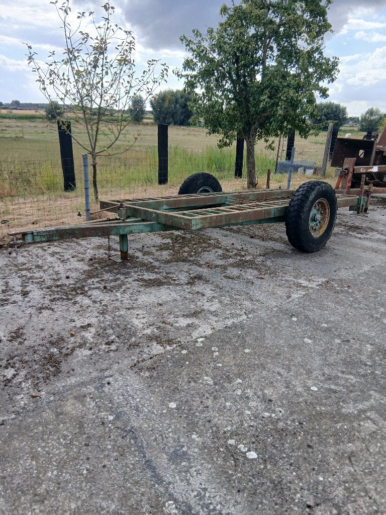 Plateau porte engin, Ophalen, Transport