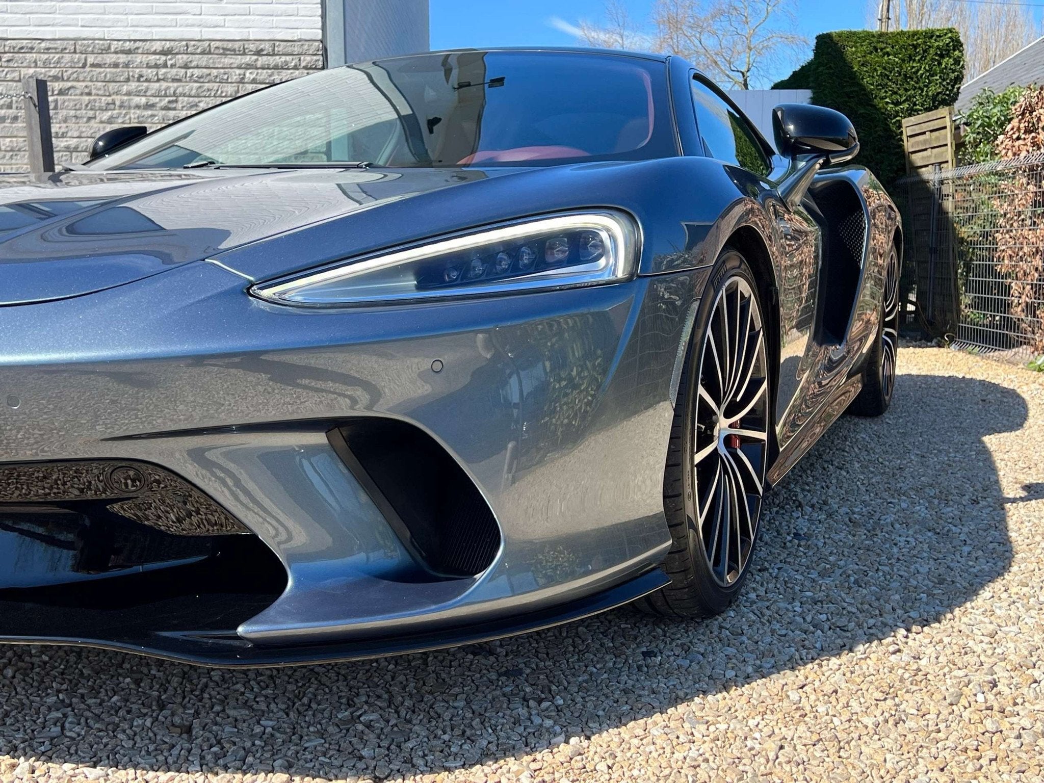 McLaren GT L. 4.0 V8 TwinTurbo FULL OPTIONS (automatique), Autos, Argent ou Gris, Achat, Entreprise, https://public.car-pass.be/vhr/fb126a8b-5f07-4196-9309-f4f97995b20f