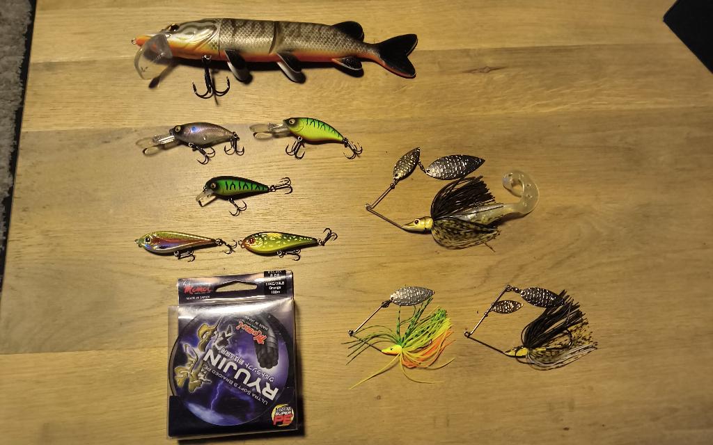 Westin.Strike Pro.Fox.Ryjugin Momoi.Nieuw., Watersport en Boten, Hengelsport | Roofvissen, Ophalen of Verzenden, Nieuw, Complete set