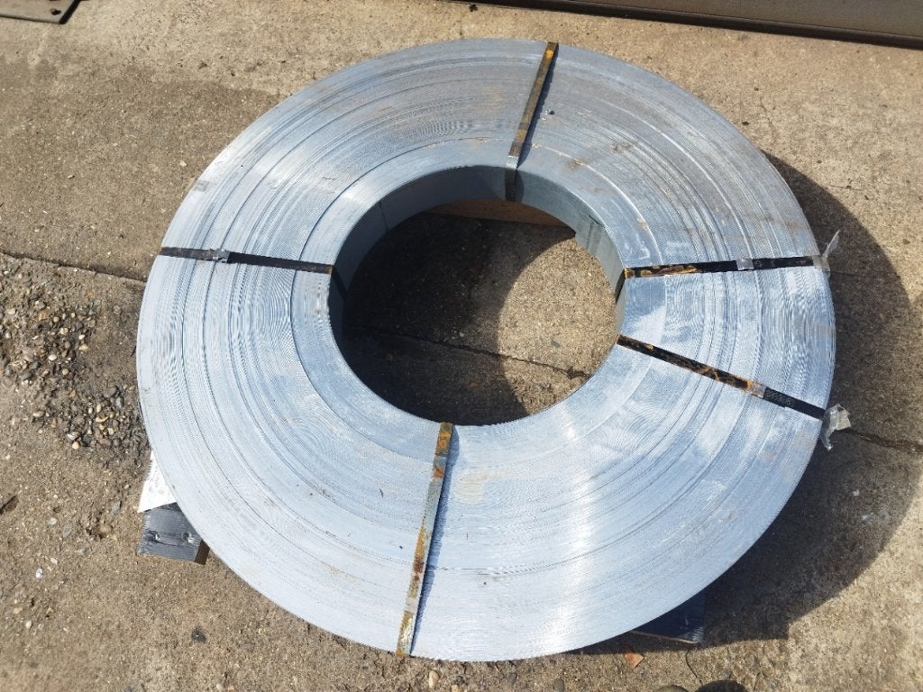 Bandes métalliques galvanisées de 99 et 127 mm de largeur, Bricolage & Construction, Métaux, Enlèvement ou Envoi, Fer, Geen idee