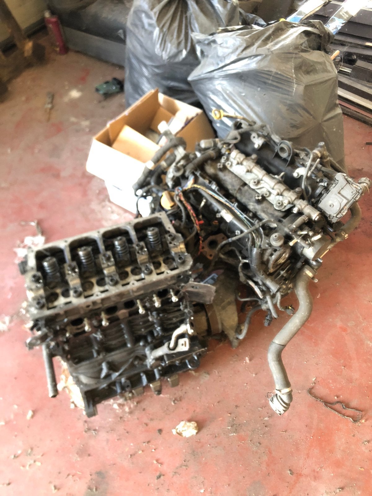 2 moteurs à vendre pour pieces, Enlèvement