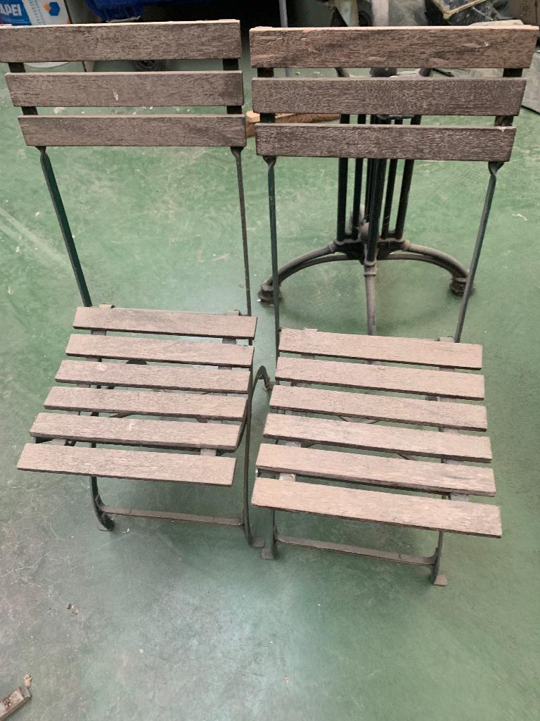 Oude bistro stoelen, Antiek en Kunst, Ophalen