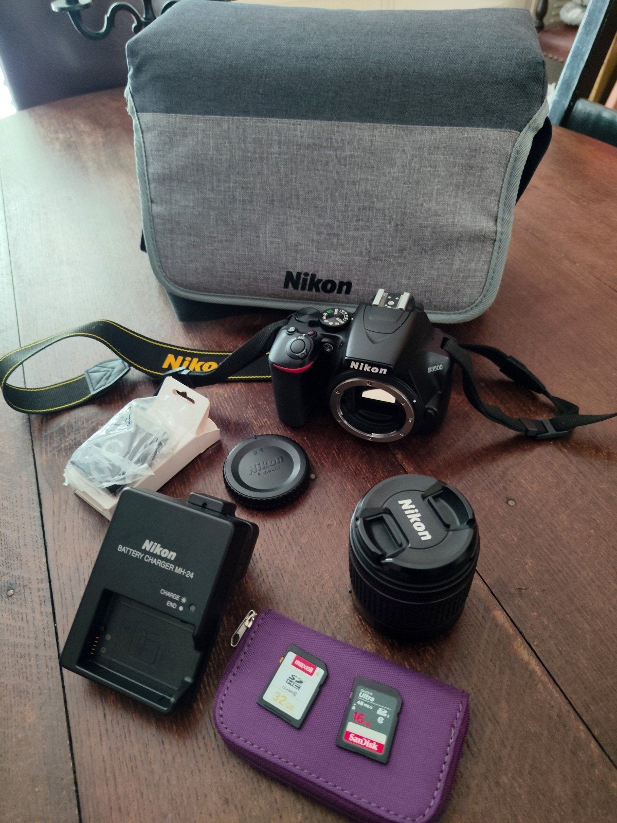 Nikon D3500 spiegelreflexcamera volledige set, Audio, Tv en Foto, Ophalen, Spiegelreflex, Zo goed als nieuw, Nikon