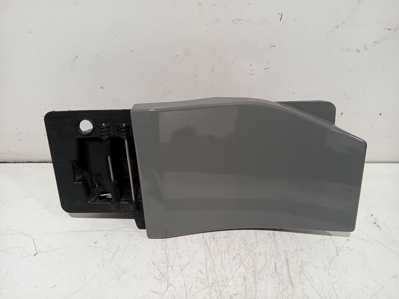 Tank klep Opel Vivaro, Onderdelen@venauto.nl, Van der Ven Autorecycling B.V., Gebruikt, Ettenseweg 76, 4706 PB Roosendaal, The Netherlands