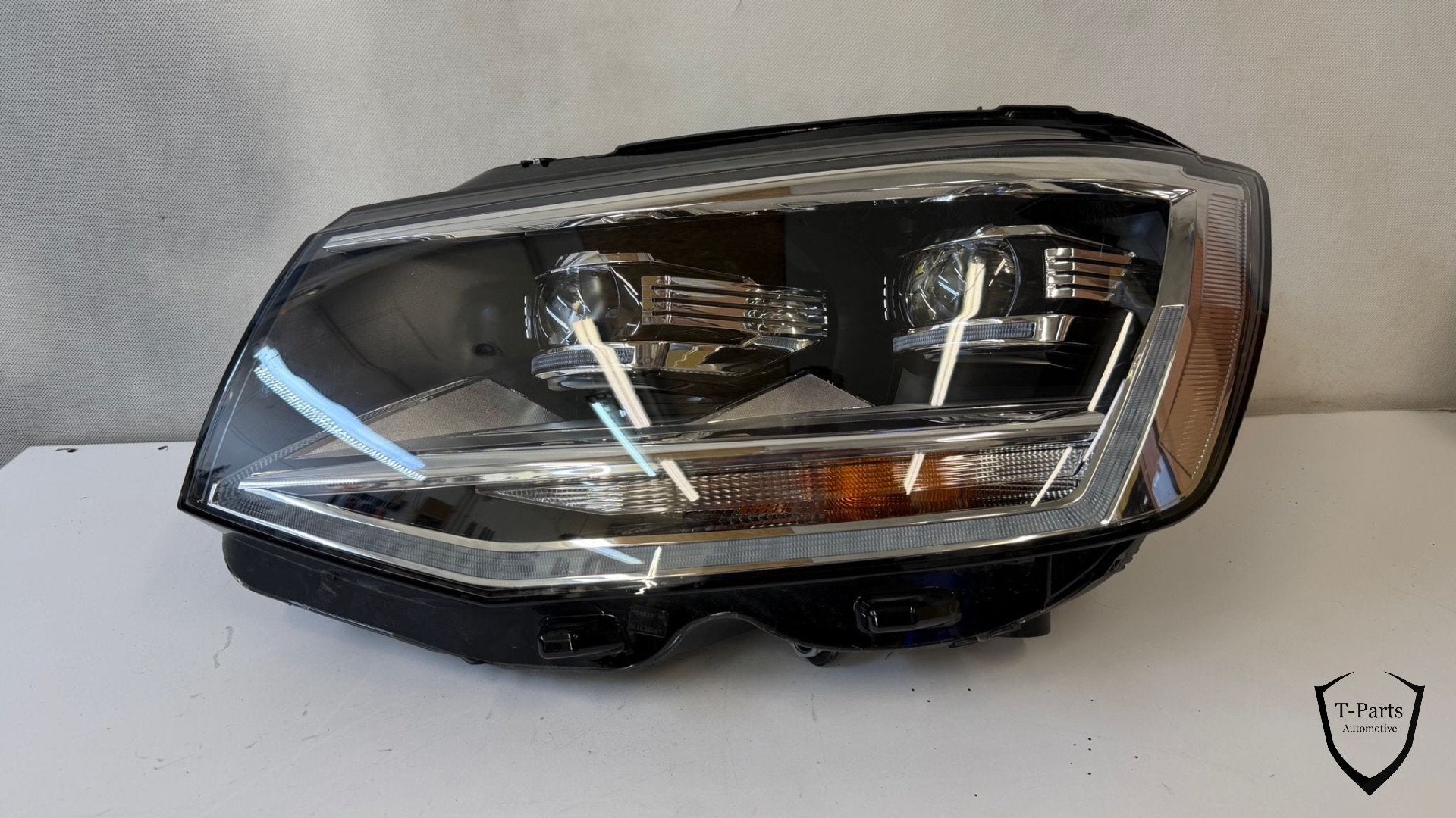 volkswagen transporter links koplamp 7e1941773 lamp (X), Gebruikt, Volkswagen, Volkswagen AG, Vw@volkswagen.de
