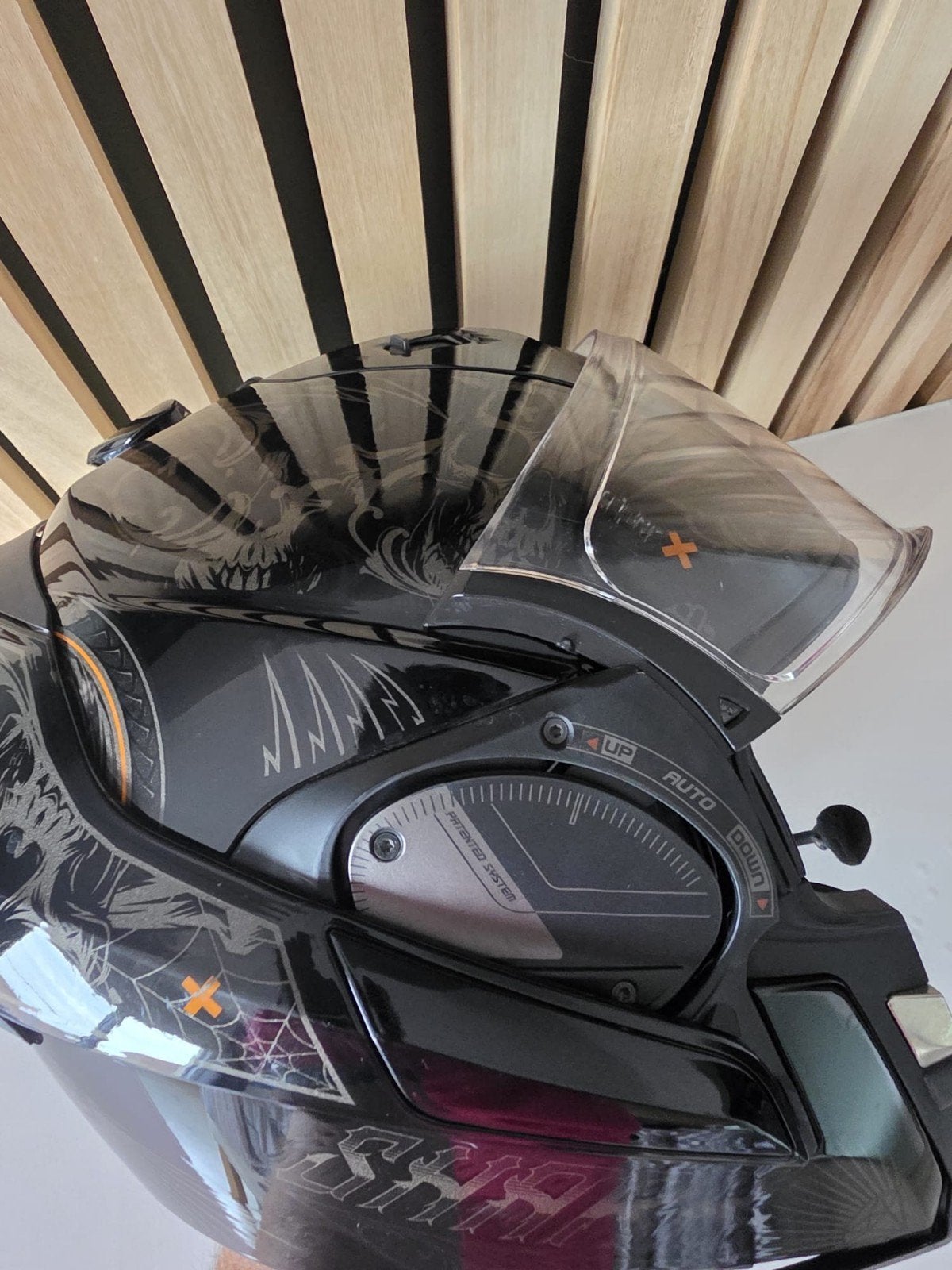 Helm met haaien - maat M (58), Motoren, Kleding | Motorhelmen, Ophalen, M, Shark