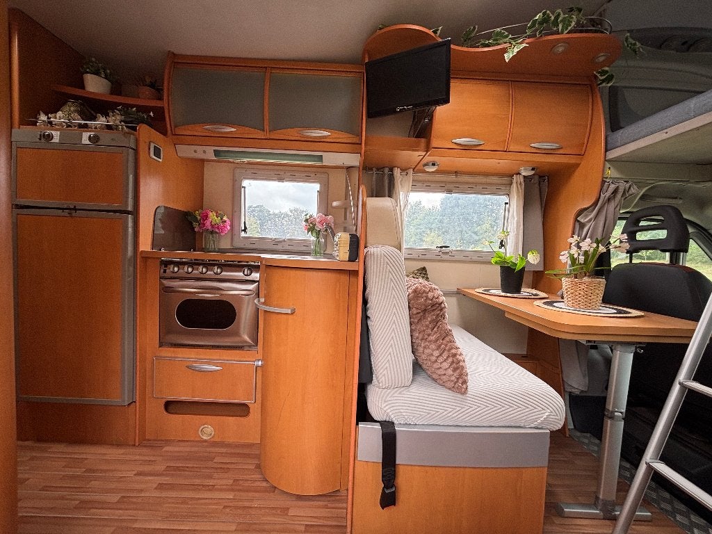 Nice Trigano Riviera Fiat Ducato 2.3JTD 130 ch 69 000 km, Caravanes & Camping, 6 à 7 mètres, Siège standard, Fiat, Boîte manuelle
