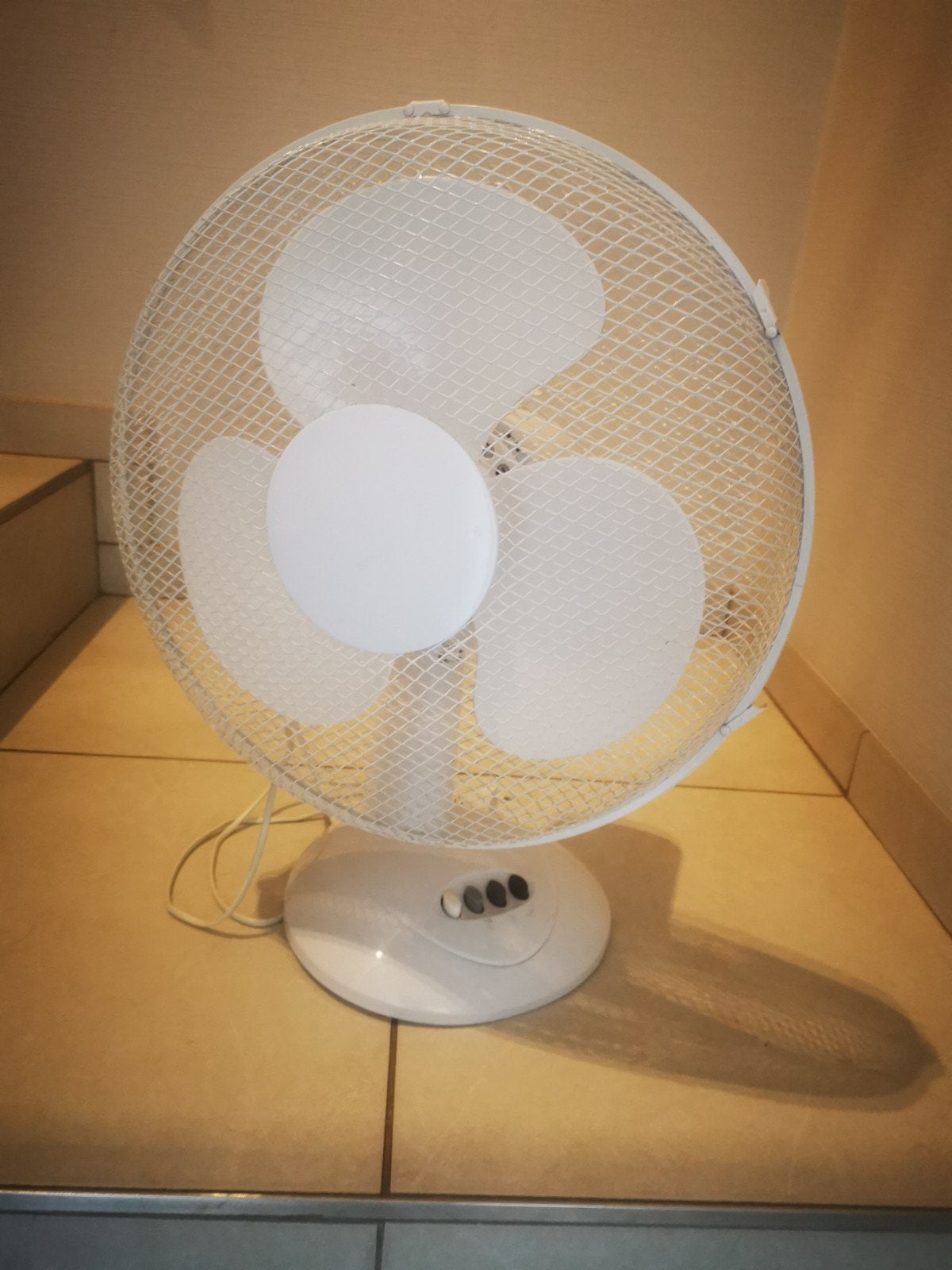 Ventilator tafelmodel, Ophalen, Zo goed als nieuw, Tafelventilator