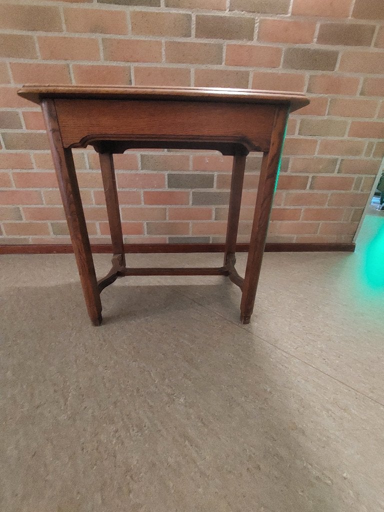 Oud tafeltje, Ophalen