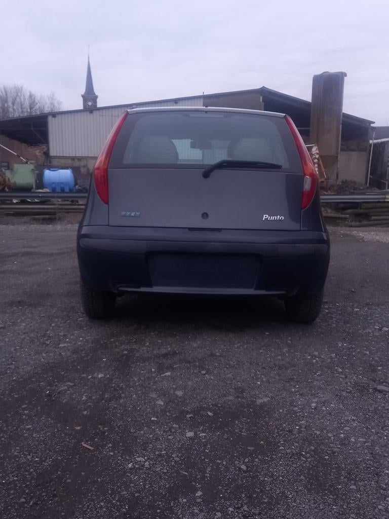 Fiat punto 1242cc benzine uit 2002 in originele staat, Auto's, Particulier, Punto, Te koop, Benzine