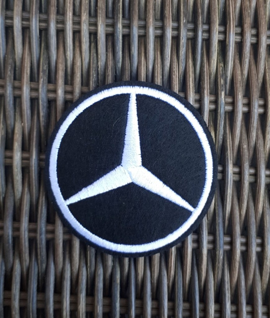 Emblème en fer à repasser avec logo Mercedes, 63 x 63 mm, Enlèvement ou Envoi