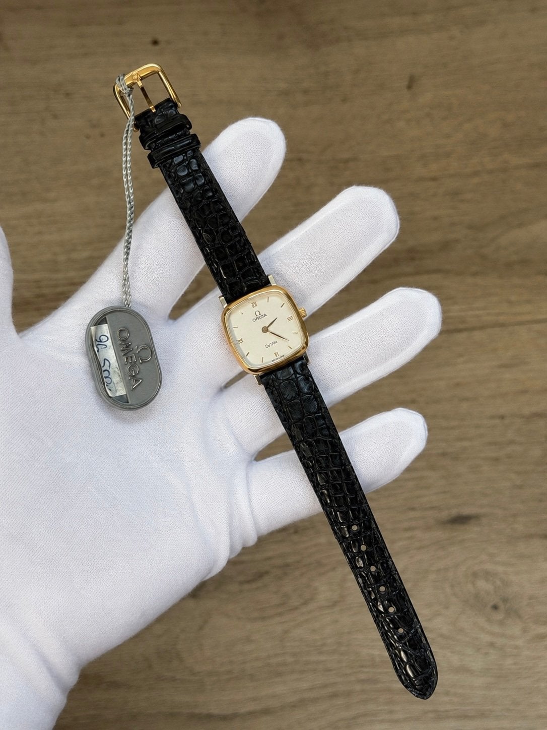 Omega De Ville vintage dameshorloge – originele leren band, Envoi, Comme neuf, Or, Autres matériaux