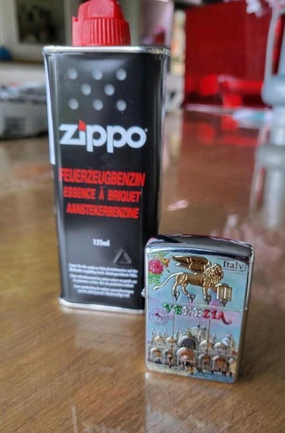 Zippo Venise, Collections
