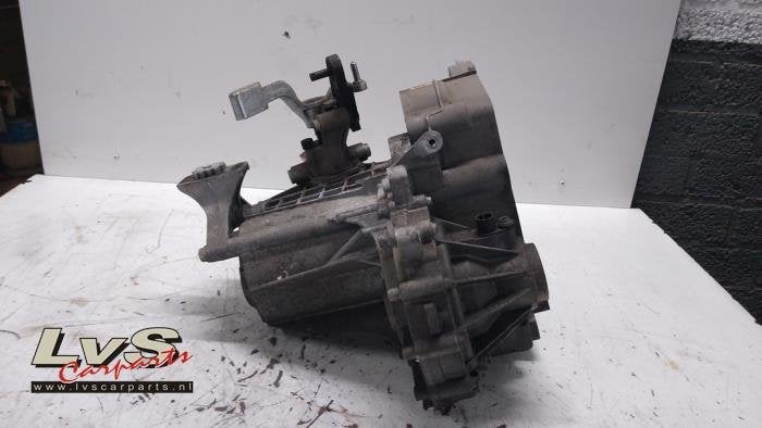 Boîte de vitesse d'un Volkswagen UP, Volkswagen, -, 3 mois de garantie, Utilisé