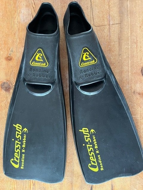 Cressi Sub rubber duikvinnen maat 40, Watersport en Boten, Duiken, Ophalen, Gebruikt, Zwem- of Duikvliezen