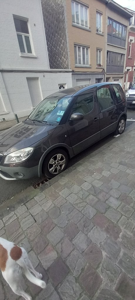 Voitture euro5 1.2 essence, Autos, Euro 5, Achat, Boîte manuelle, Entretenue par le concessionnaire