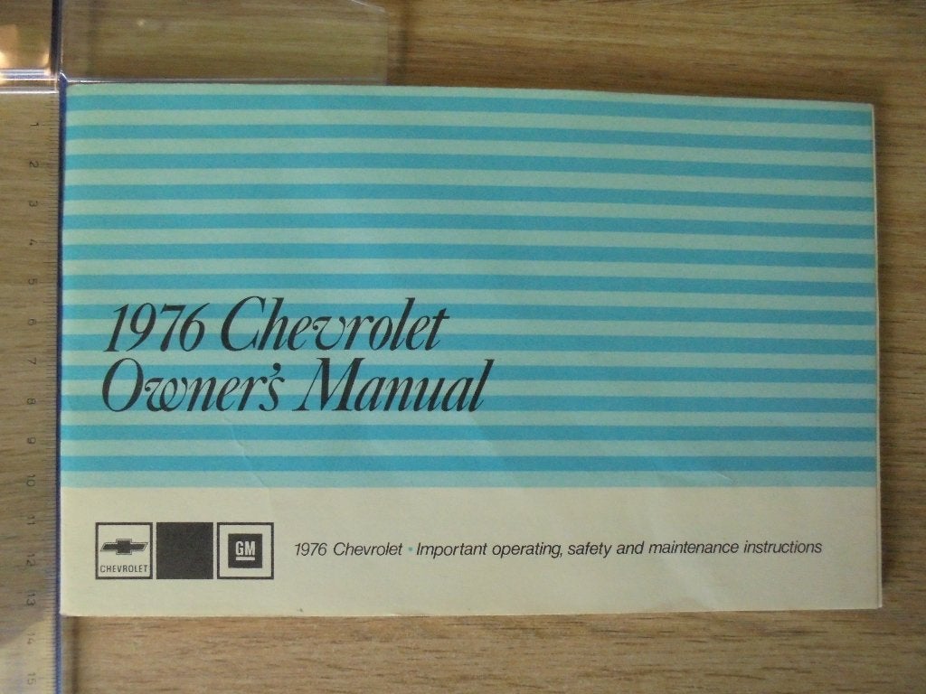 1976 Chevrolet. First edition, original Owner's Manual., Autos : Divers, Modes d'emploi & Notices d'utilisation, Enlèvement ou Envoi