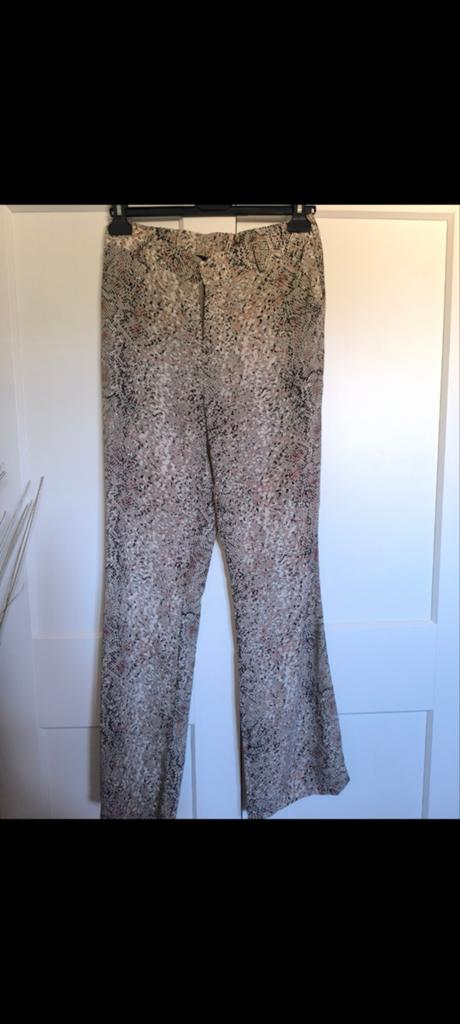 Nieuwe broek esqualo 38, Kleding | Dames, Ophalen of Verzenden