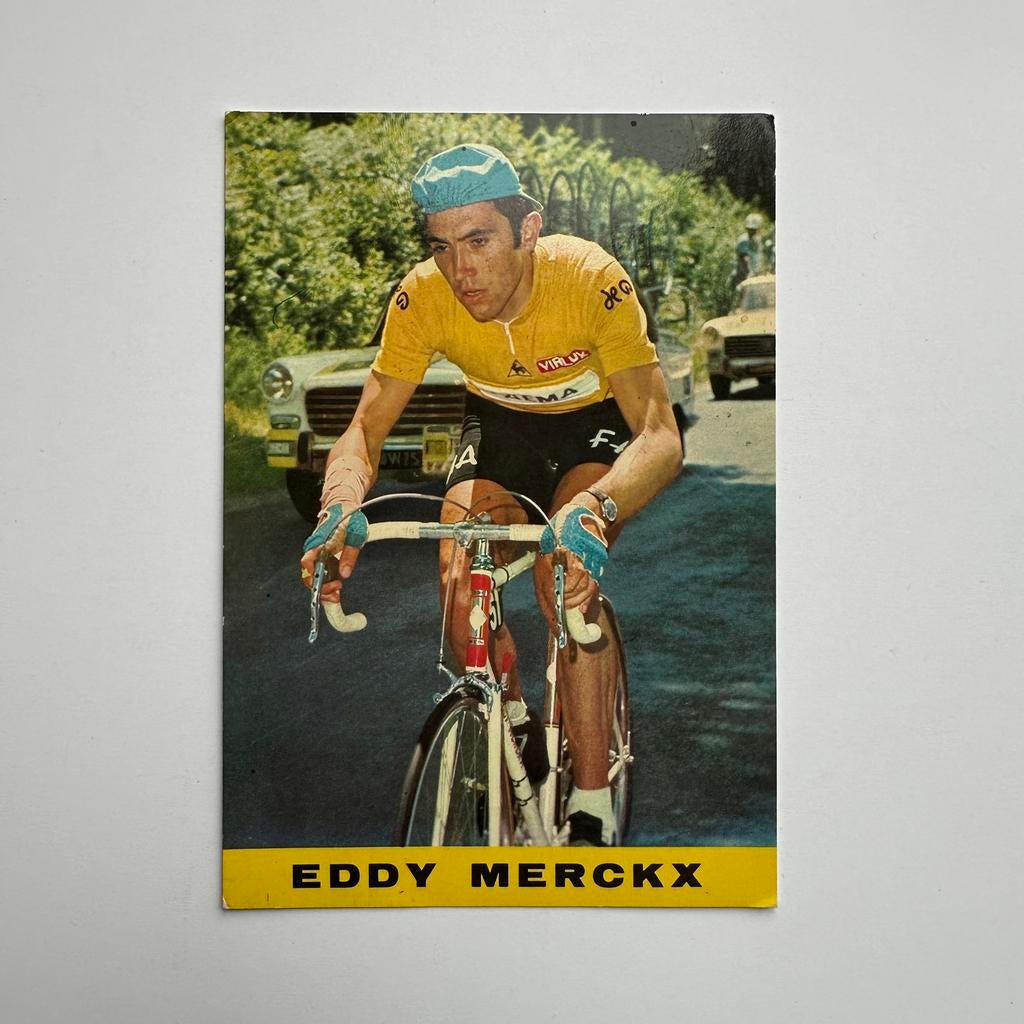 Eddy Merckx carte postale maillot jaune années 70, Verzenden, 1960 tot 1980, Ongelopen, Sterren en Beroemdheden
