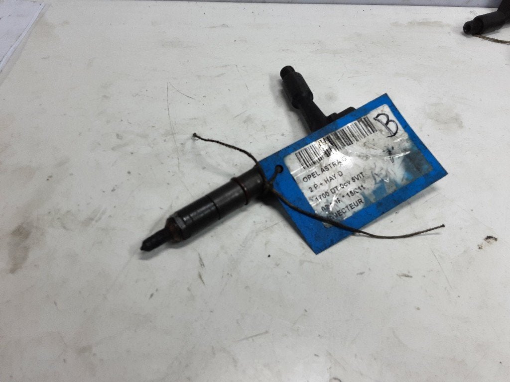 INJECTOR BRANDSTOF Opel Astra G (F08 / 48) (01-1998/12-2009), Gebruikt, Rue de l'Espoir 34 34
4030  GRIVEGNÉE, BE, Info@Collignon.be