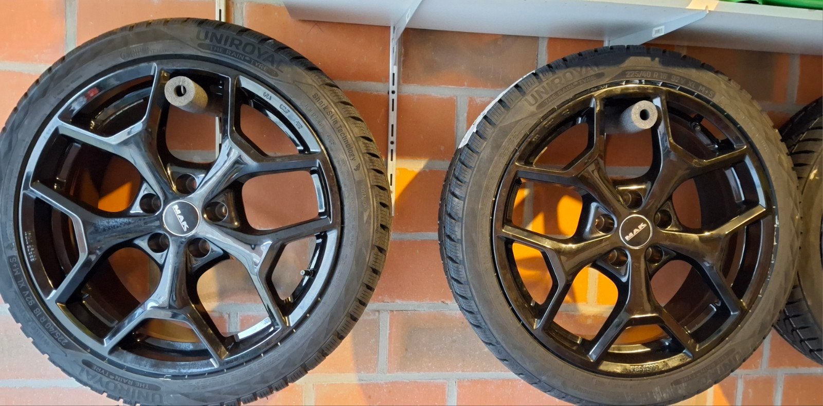 pneus d'hiver peugeot 308 montés sur jantes MAK, Enlèvement