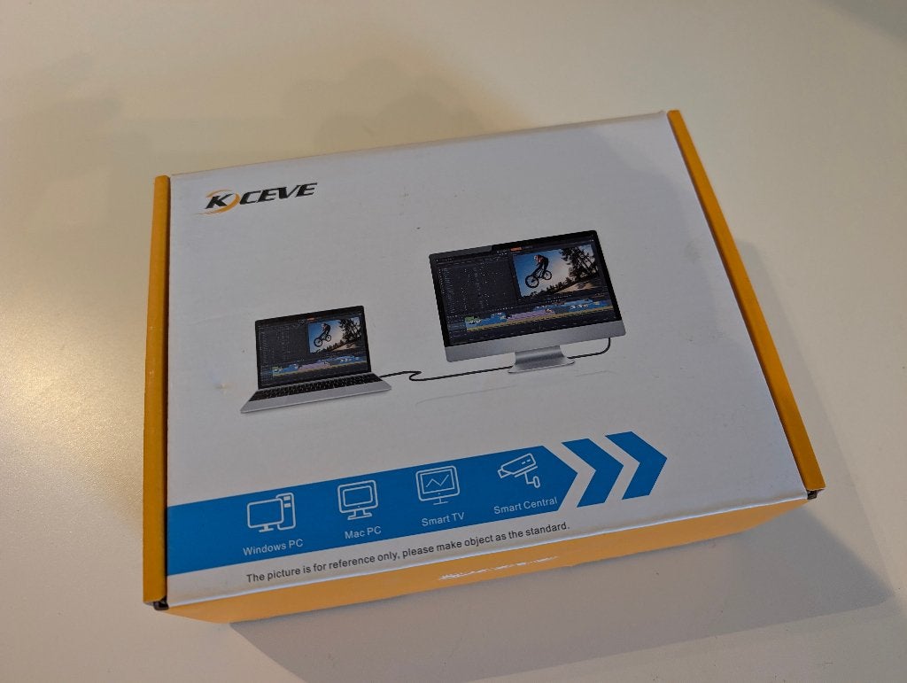KVM switch 3 pc's 3 monitoren DP/HDMI USB 3.0, Ophalen of Verzenden, Zo goed als nieuw