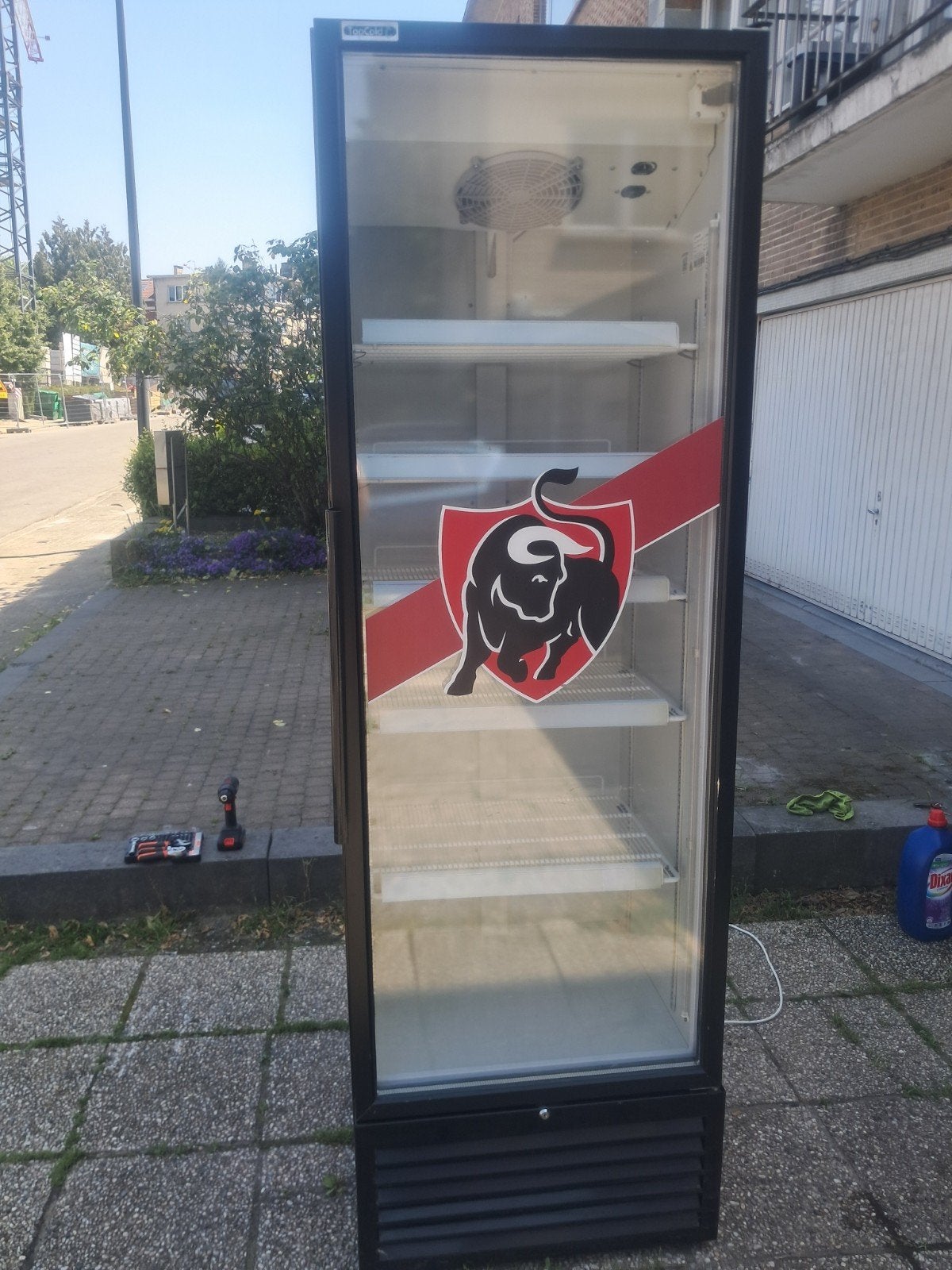Frigo boisson, Enlèvement