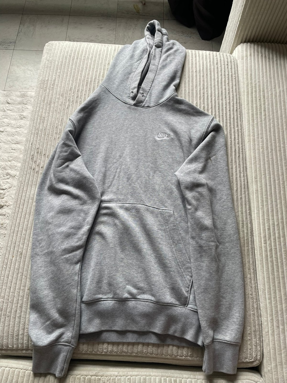 Nike Club Fleece Hoodie gris, Enlèvement ou Envoi, Porté, Taille 46 (S) ou plus petite, Gris
