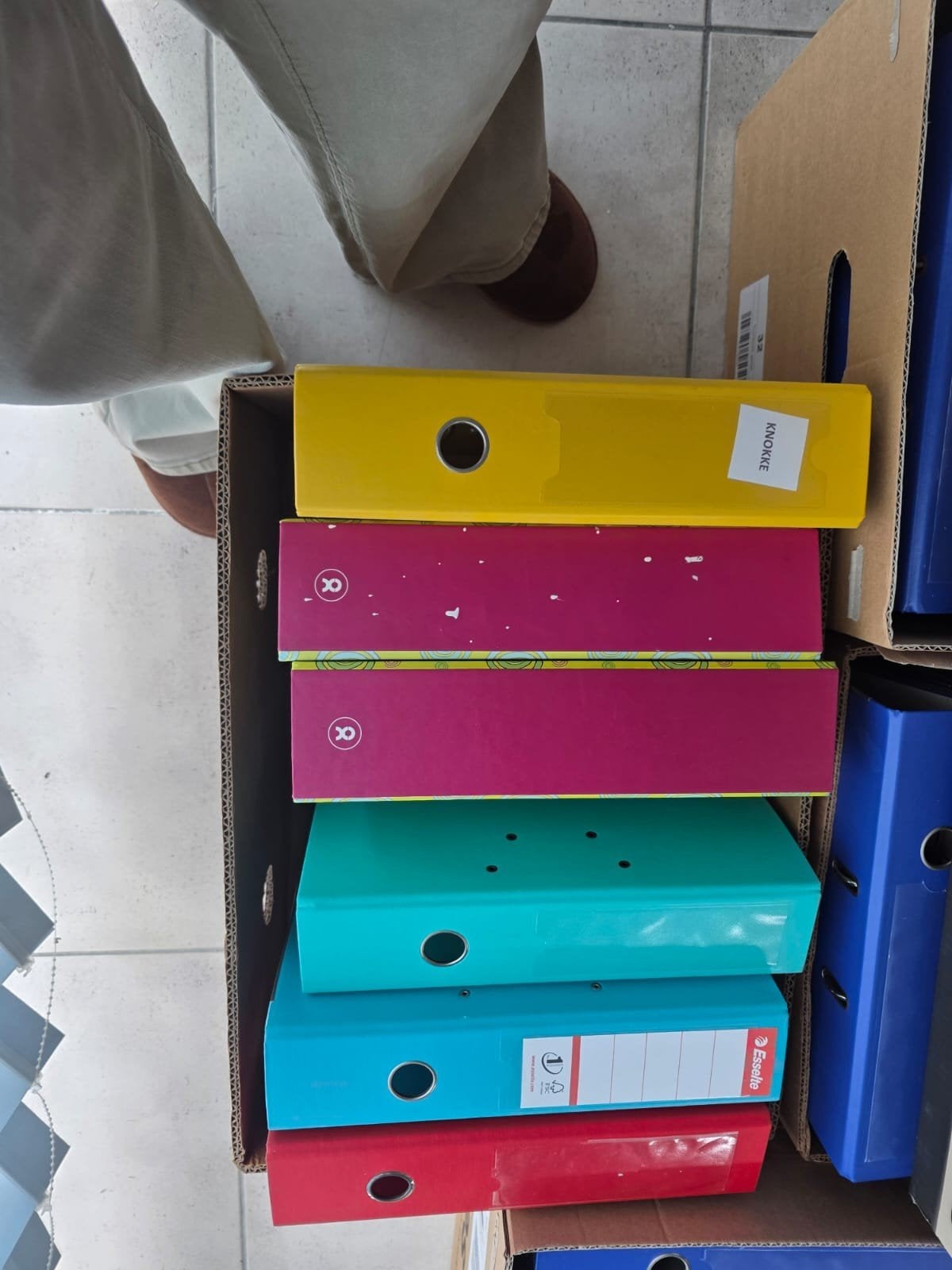 Mappen - archiefkasten, Diversen, Schoolbenodigdheden, Ophalen, Zo goed als nieuw