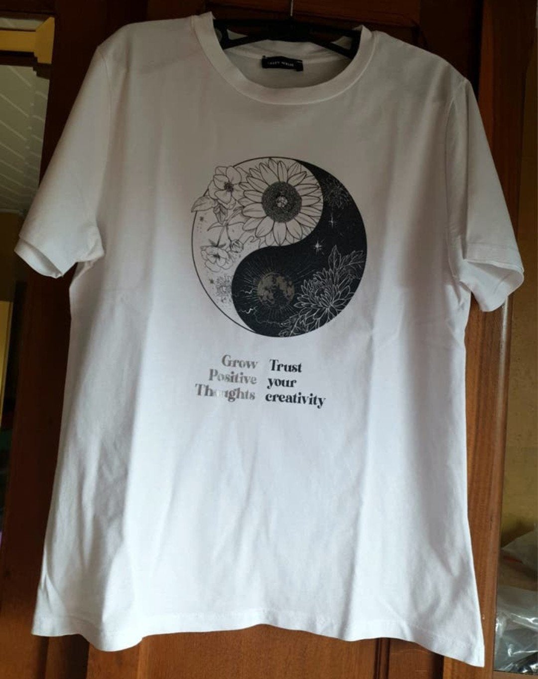 Wit T-shirt Tally Weijl Yin Yang bloemen - maat S, Tally Weijl, Manches courtes, Enlèvement ou Envoi, Taille 36 (S)