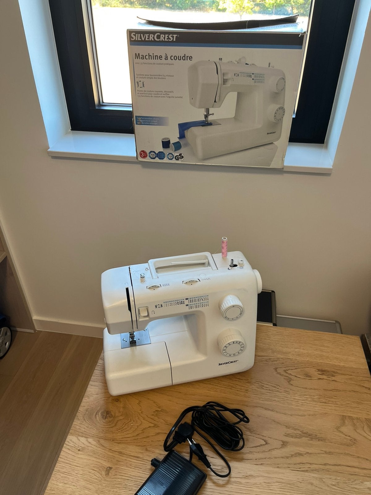 Nouvelle machine à coudre, Hobby & Loisirs créatifs, Machines à coudre & Accessoires, Enlèvement, Comme neuf, Machine à coudre