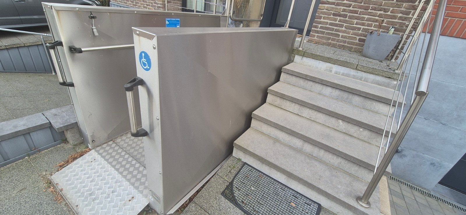 Plateforme élévatrice fauteuil roulant Métrage/ lift/, Enlèvement