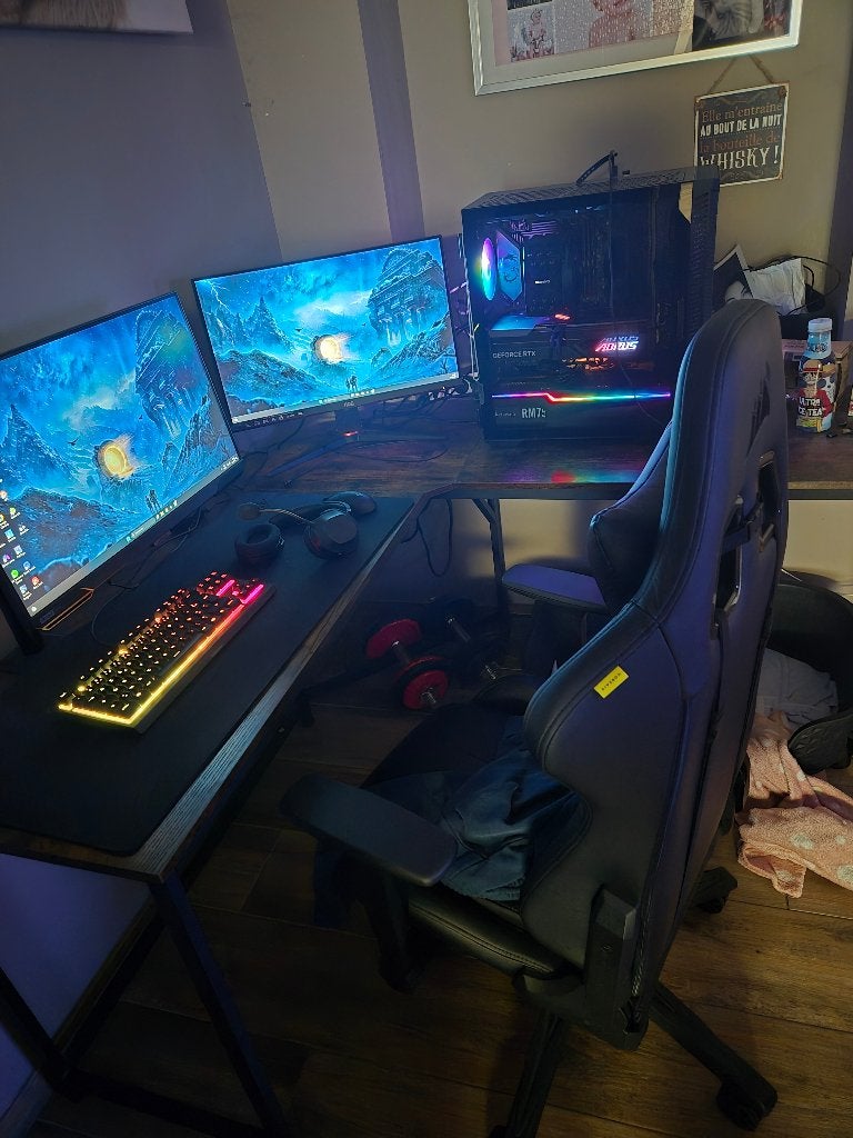 Setup gamer, Le pc est monté avec différentes marques, 32 GB, Avec carte vidéo, Comme neuf