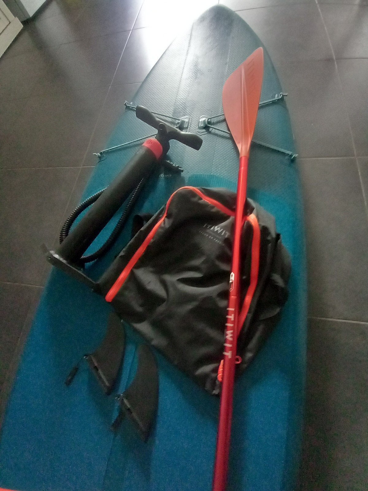 Itiwit 9' wave supper compleet, Watersport en Boten, Suppen, Ophalen