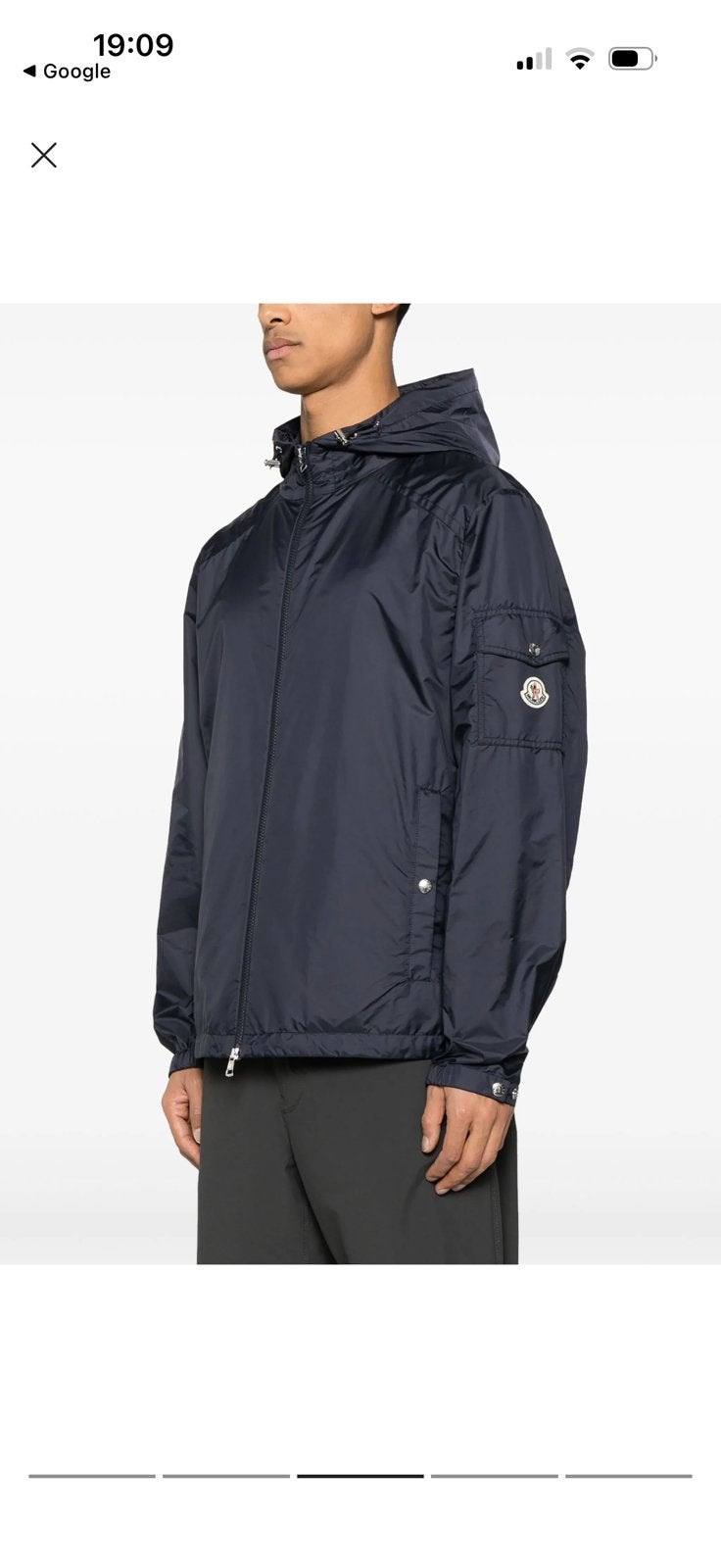 Veste moncler etiache bleu taille 3, Enlèvement ou Envoi, Comme neuf, Bleu
