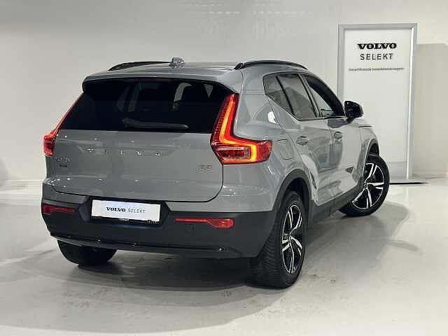 Volvo XC40 B3 Mild hybrid Dark Plus, Auto's, Automaat, https://public.car-pass.be/vhr/a0f4f236-b95e-4749-b93b-cb7fec0a8c6d, Euro 6