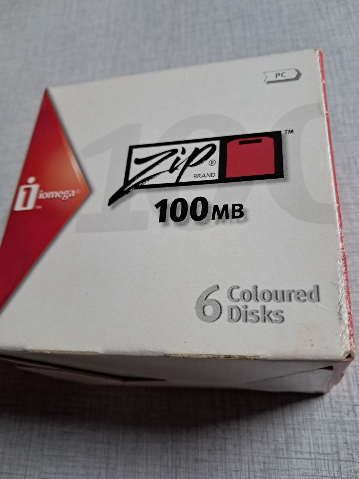 retro  gekleurde Zip diskettes, Enlèvement ou Envoi
