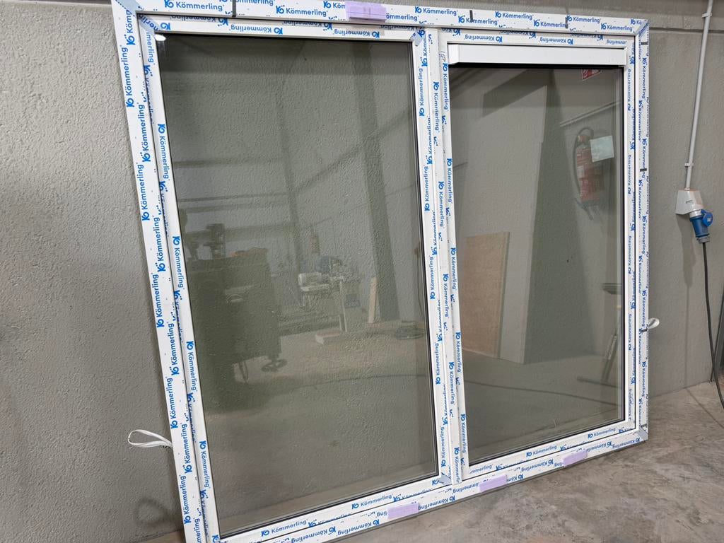 Chadsis PVC 2M40/2M avec aerateur et oscillo-battant neuf !, Synthétique, Enlèvement, Vitre comprise, 225 cm ou plus