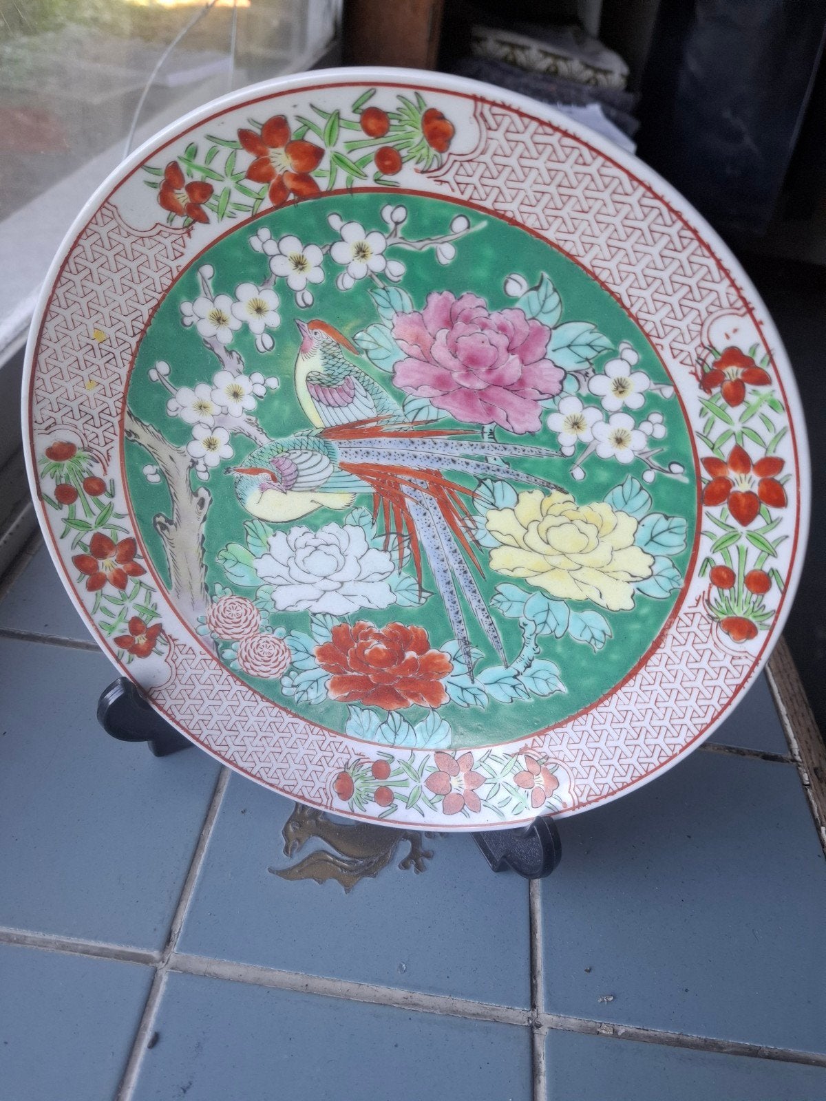 Assiette décorative, Enlèvement