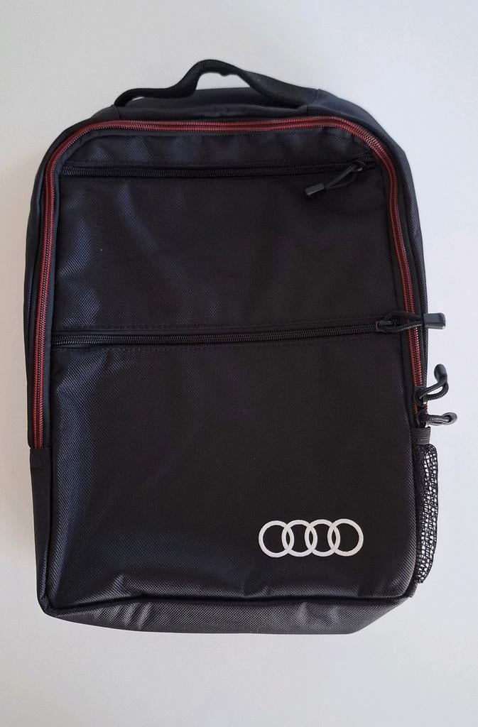 Nieuwe zwarte AUDI Sling Bag ref. 4KE071156A voor laptop..., Ophalen of Verzenden, Rugzak