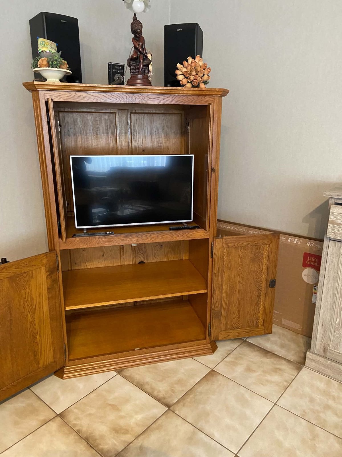 Eiken TV kast, Huis en Inrichting, Ophalen, Met deur(en), Eikenhout, Zo goed als nieuw