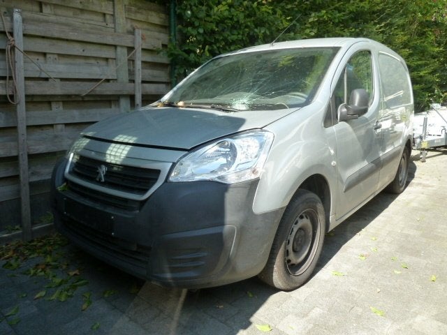Peugeot Partner 1.6HDI 100pk, airco, 12925km, 5500+btw, Voorwielaandrijving, Start-stop-systeem, Stof, https://public.car-pass.be/vhr/d43775fc-4885-426d-b072-bbeebdba57f8?lang=nl