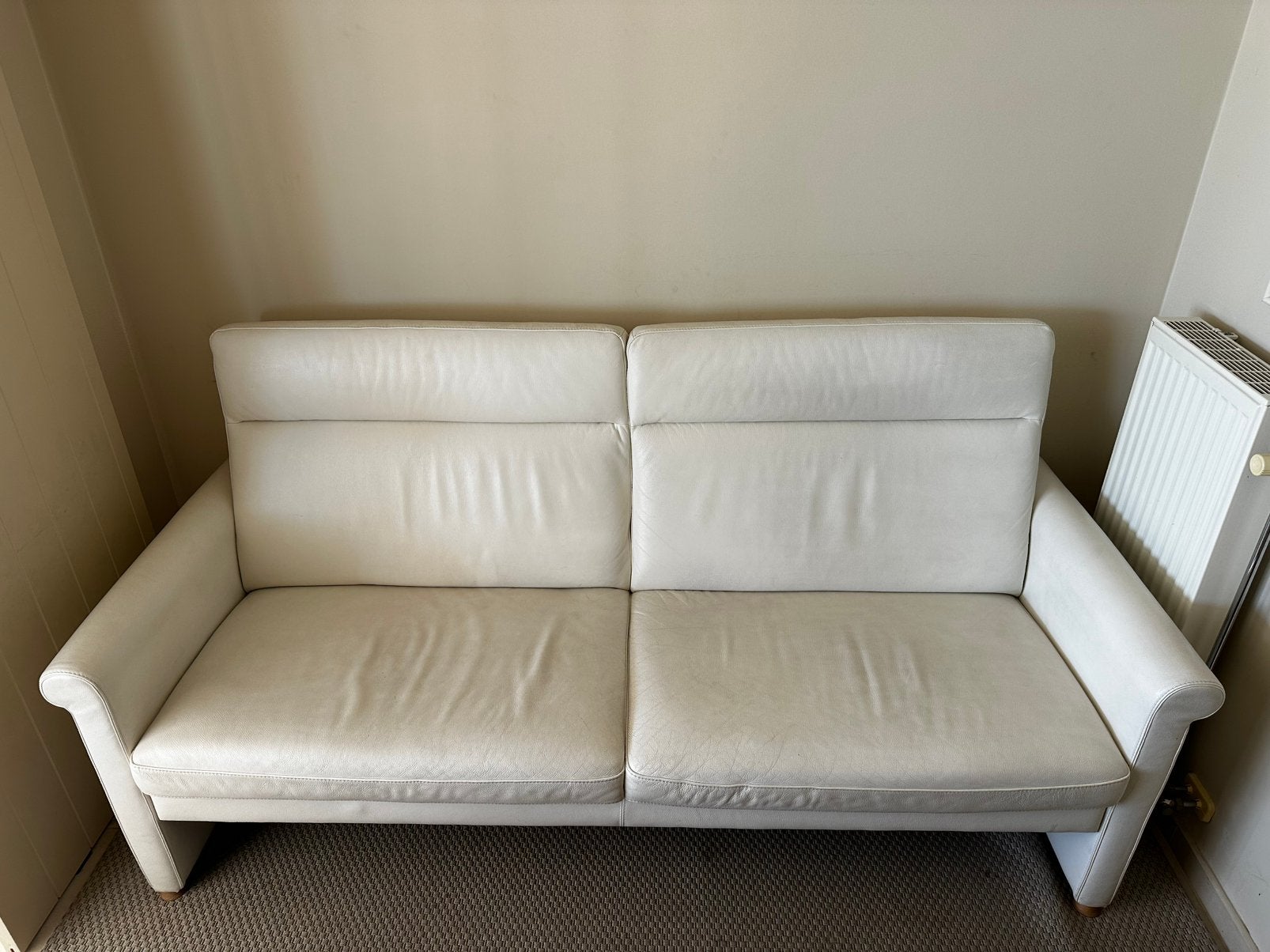 Witte lederen sofa 2-3 zit GRATIS op te halen, Enlèvement, Utilisé