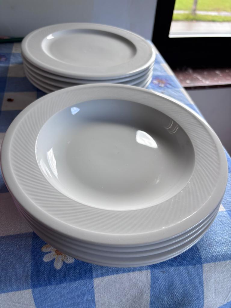 Keuken servies, Ophalen, Zo goed als nieuw