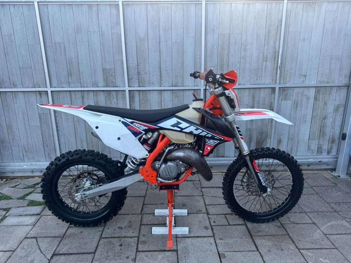 Ktm exc 125 2019 (zonder homologie), Ophalen, Zo goed als nieuw
