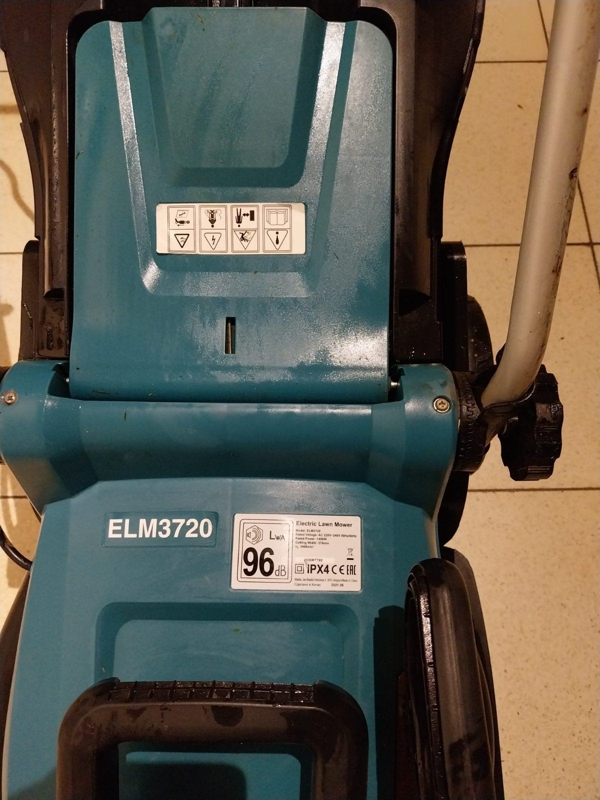 Tondeuse à gazon Makita, Jardin & Terrasse, Sac de ramassage, 30 à 39 cm, Tondeuses à gazon électriques, Enlèvement