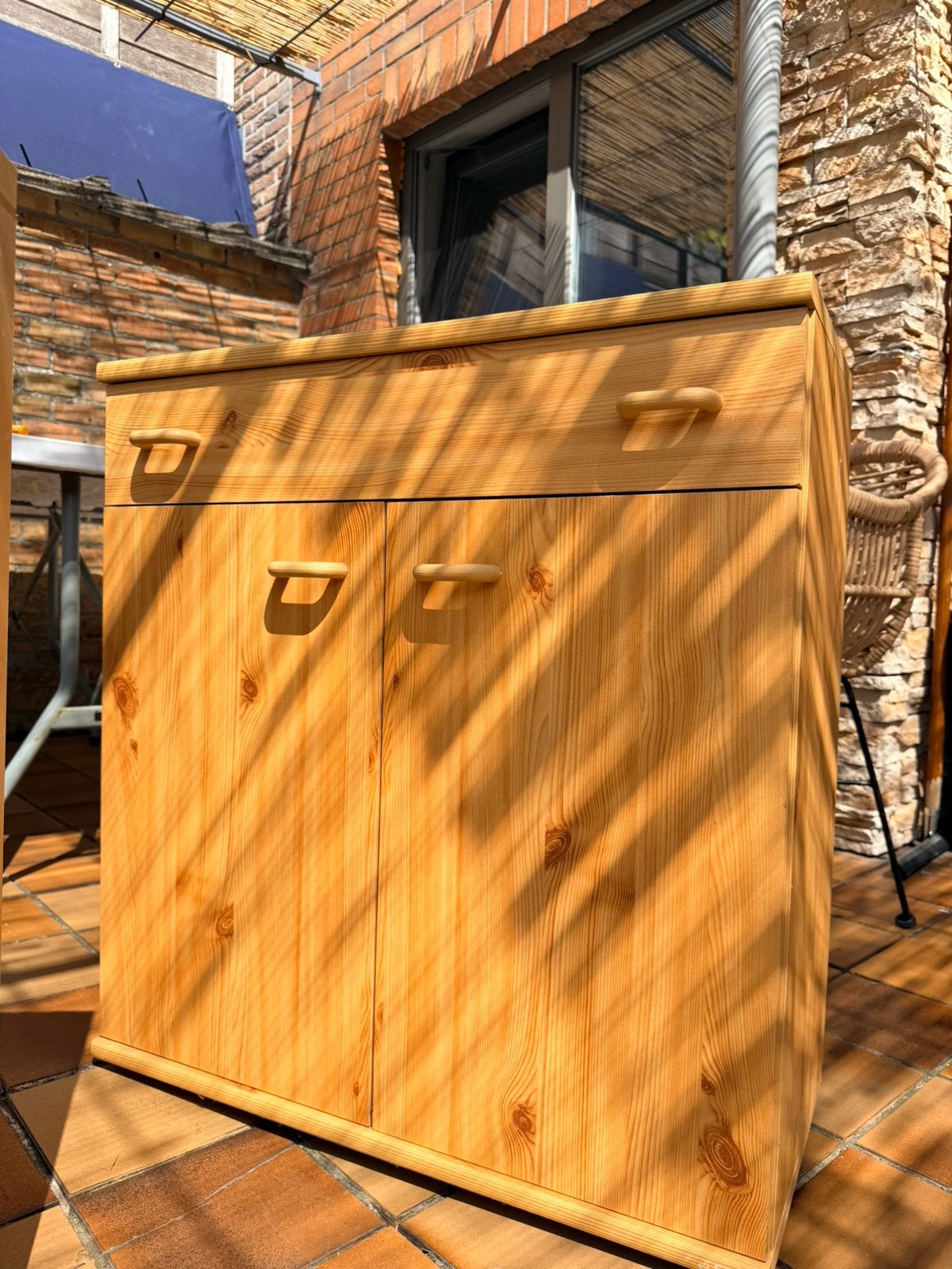 Massief grenen dressoir opbergkast met lade landelijke stijl, Huis en Inrichting, Ophalen, Met deur(en), 50 tot 100 cm, Zo goed als nieuw