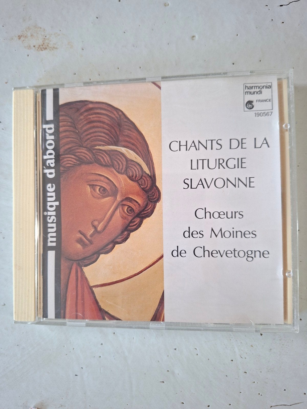 Choeurs des moines de chevetogne, Enlèvement
