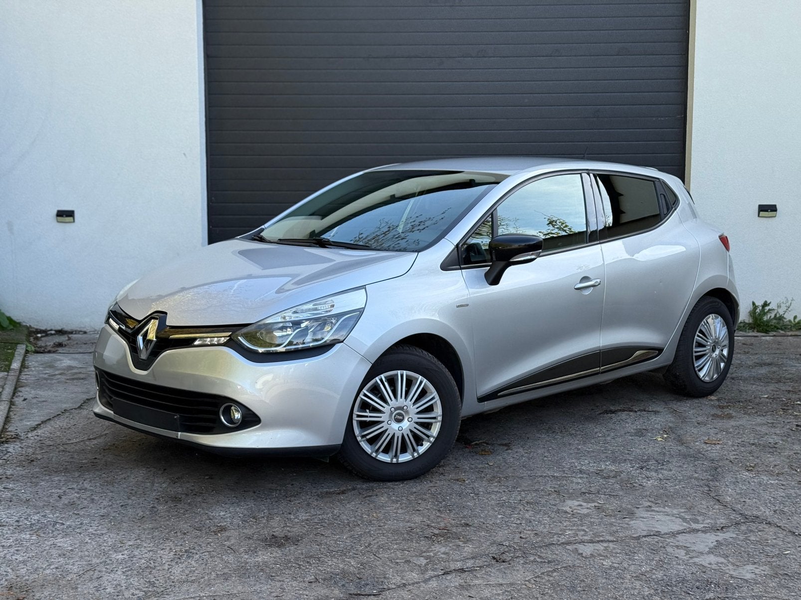 RENAULT CLIO 1.5 DCI LIMITED – 2016 – 75 CH  GPS CLIM AUTO, Autos, Achat, Euro 6, Entreprise, Boîte manuelle